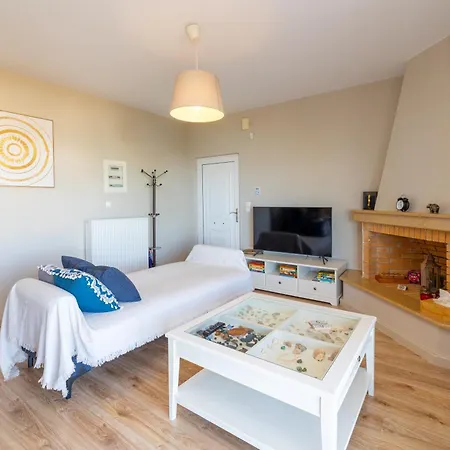 Ellie's House Theologos *