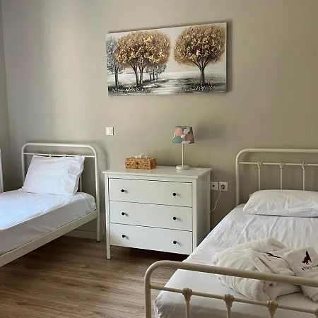 Ellie's House Theologos Lägenhet