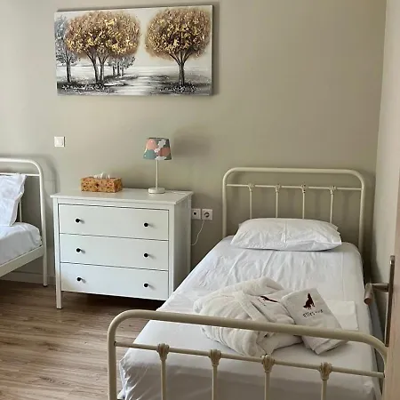 Lägenhet Ellie's House Theologos *